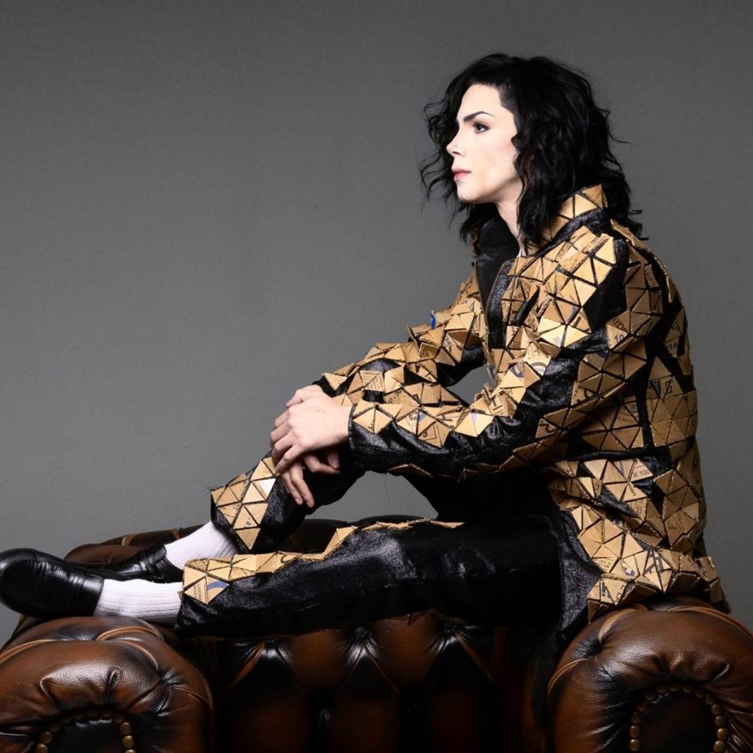 Michael Jackson'a benzemek için 40 bin dolar harcadı! Bakın neye benzedi... 21